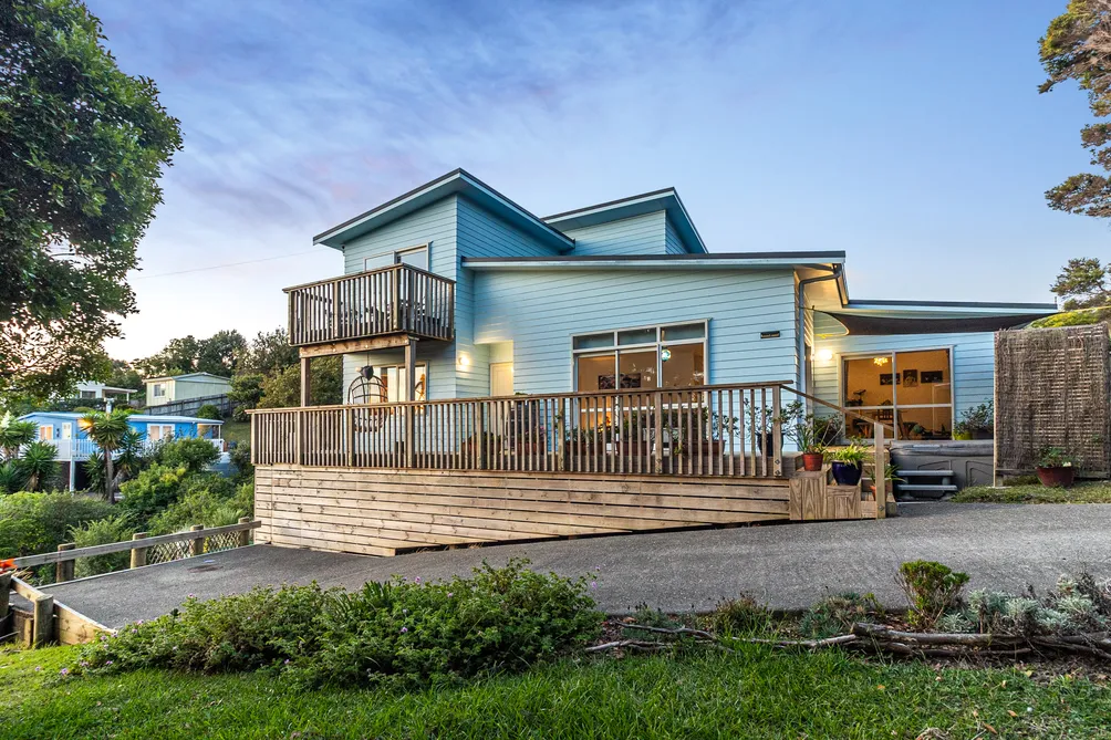 Private Dual Dwelling with Income Potential 