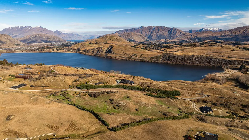 Superb Country Living - Arrowtown Lake Hayes
