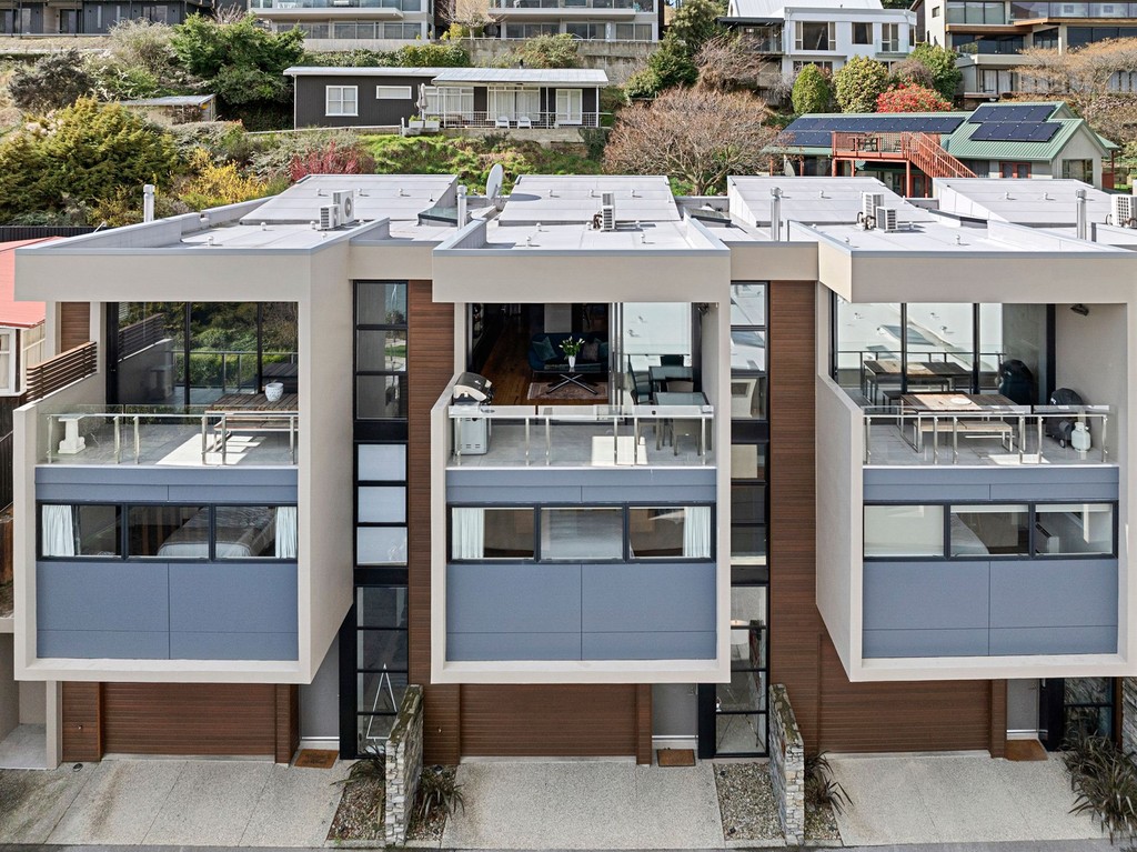 Luxury on Lakeshore