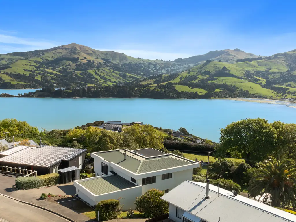 026_Open2view_ID581001-9_Ngaio_Grove CROP