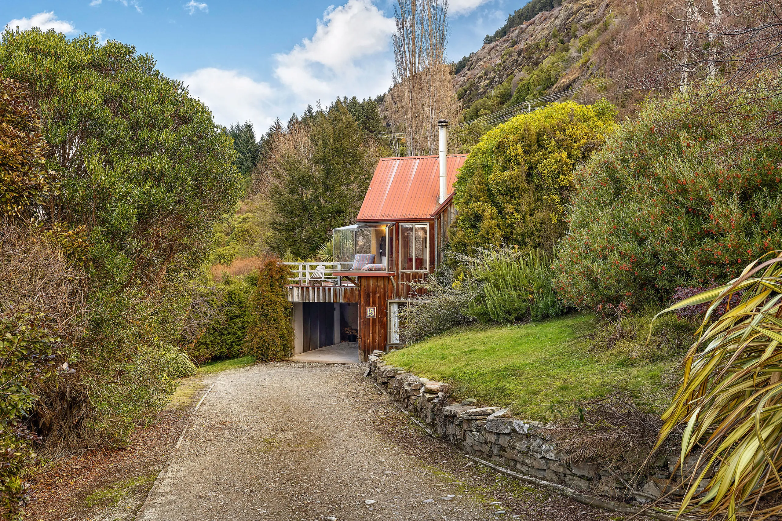 15 Evergreen Place, Sunshine Bay, Queenstown