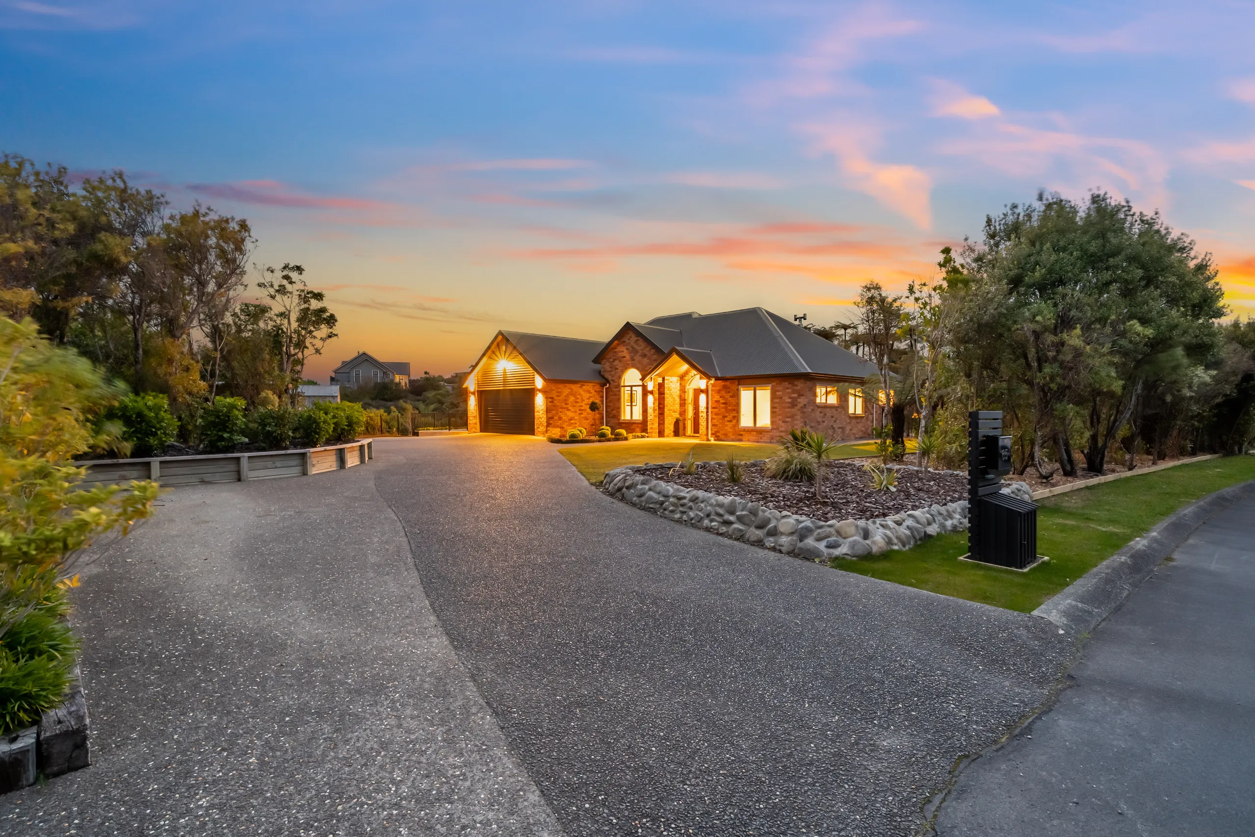 65 Mount Marua Way, Timberlea, Upper Hutt City