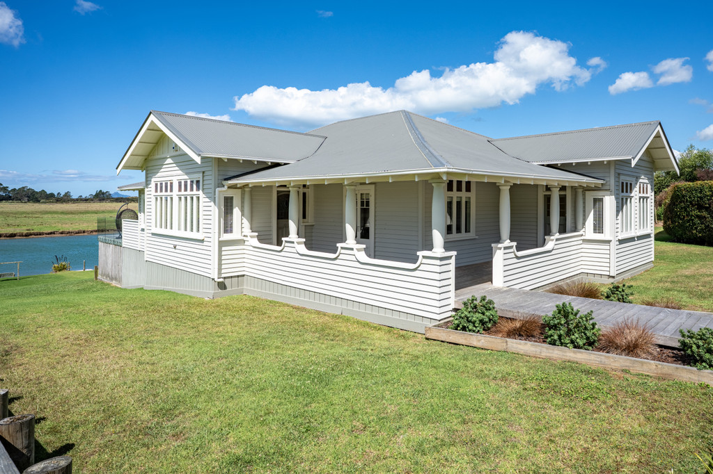 Step Into Timeless Waterfront Elegance