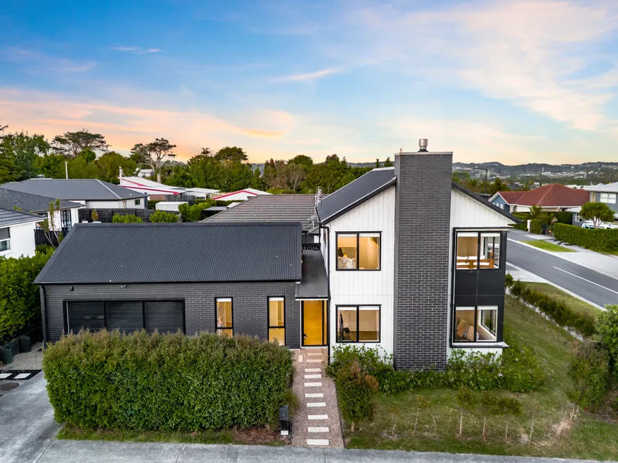 Modern Living with Style and Comfort in Huapai