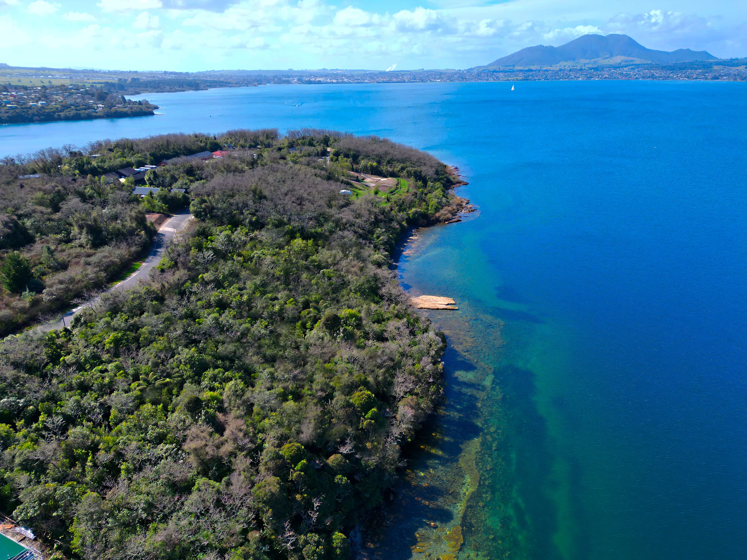 77 Parawera Drive, Acacia Bay, Taupo