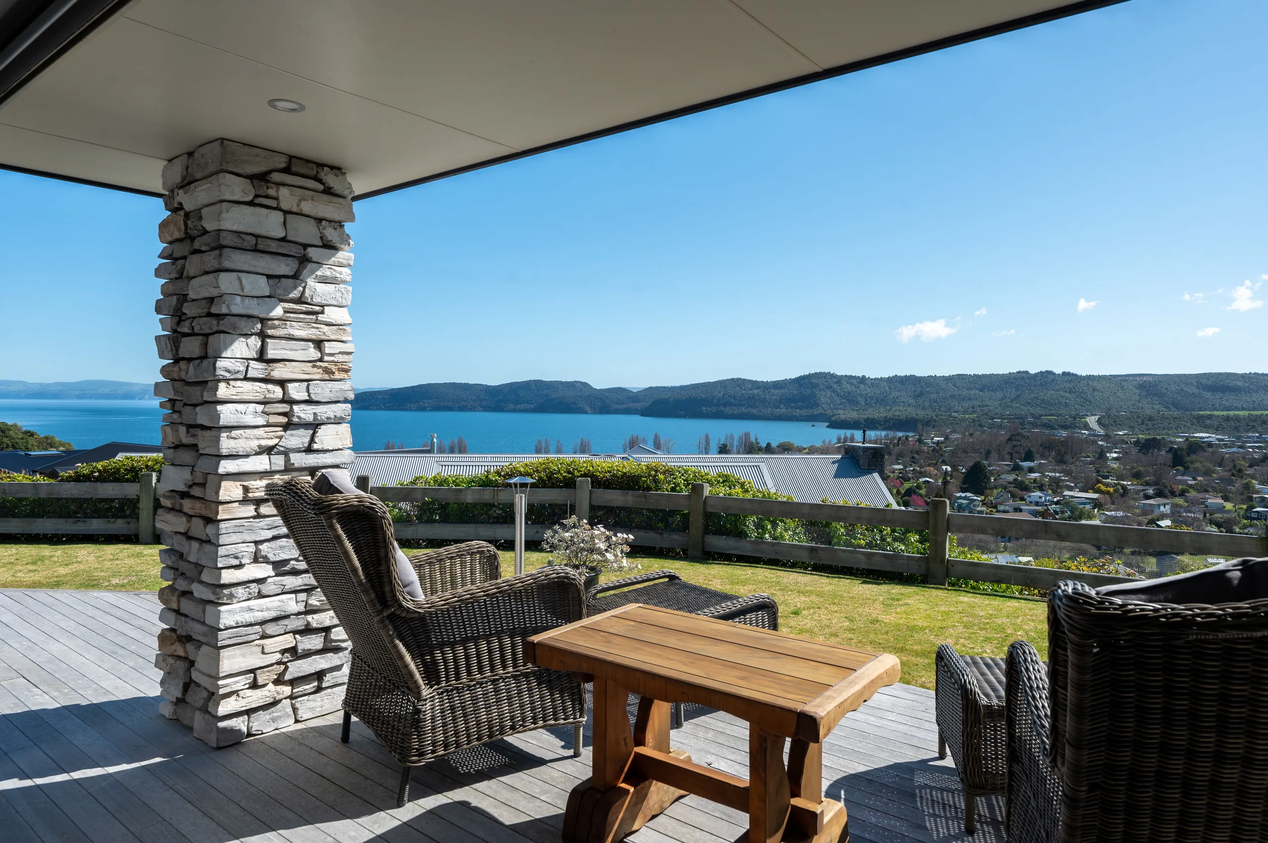 18 Peregrine Place, Kinloch, Taupo