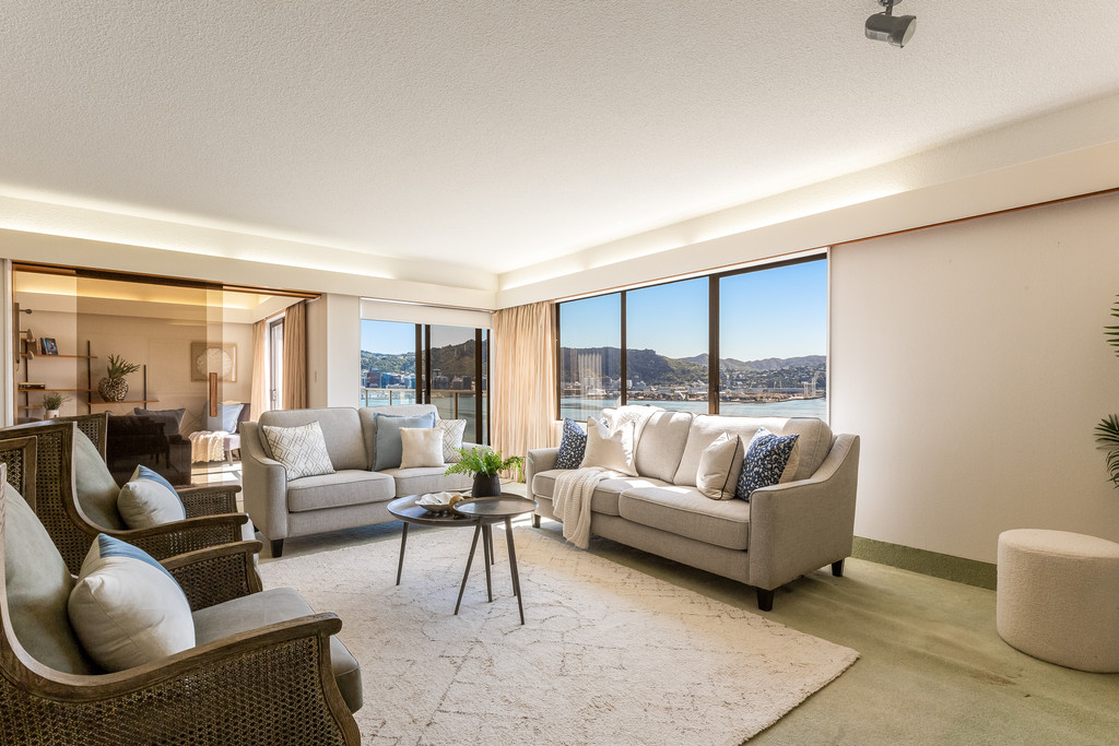 Level-Access Opportunity in Stunning Oriental Bay