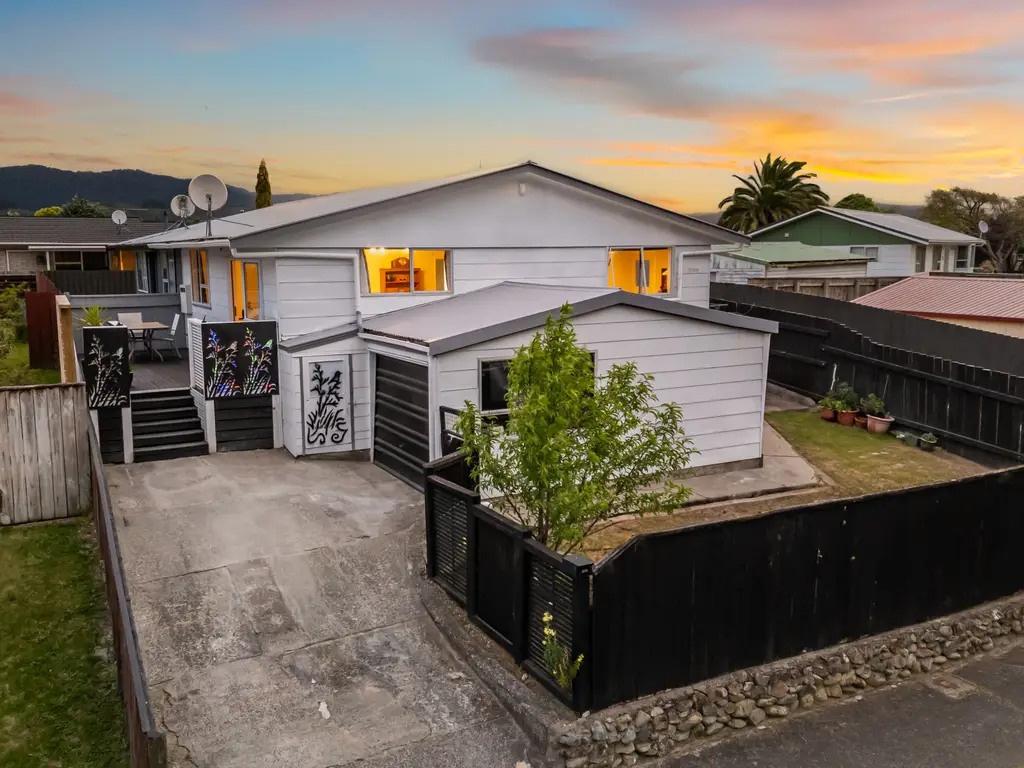 31 - Hartford Crescent (32A) - Tiwlight