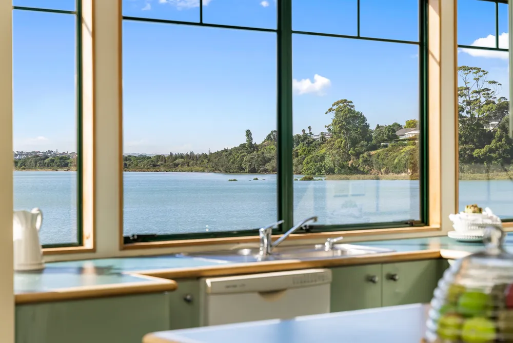 Stunning waterfront location