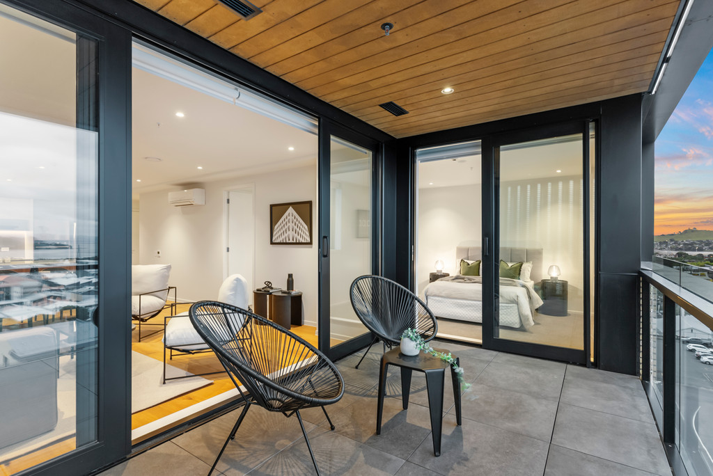 Penthouse Living in Onehunga