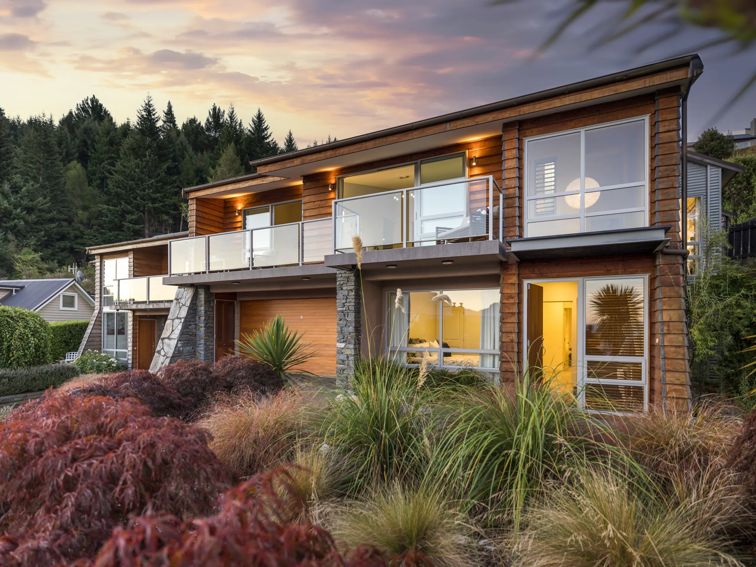 8 Stone Ridge Place, Goldfield Heights, Queenstown