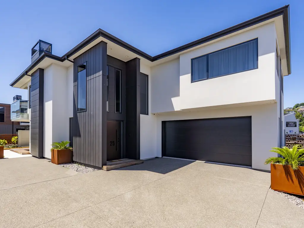 25 Coronation New (2) cropped