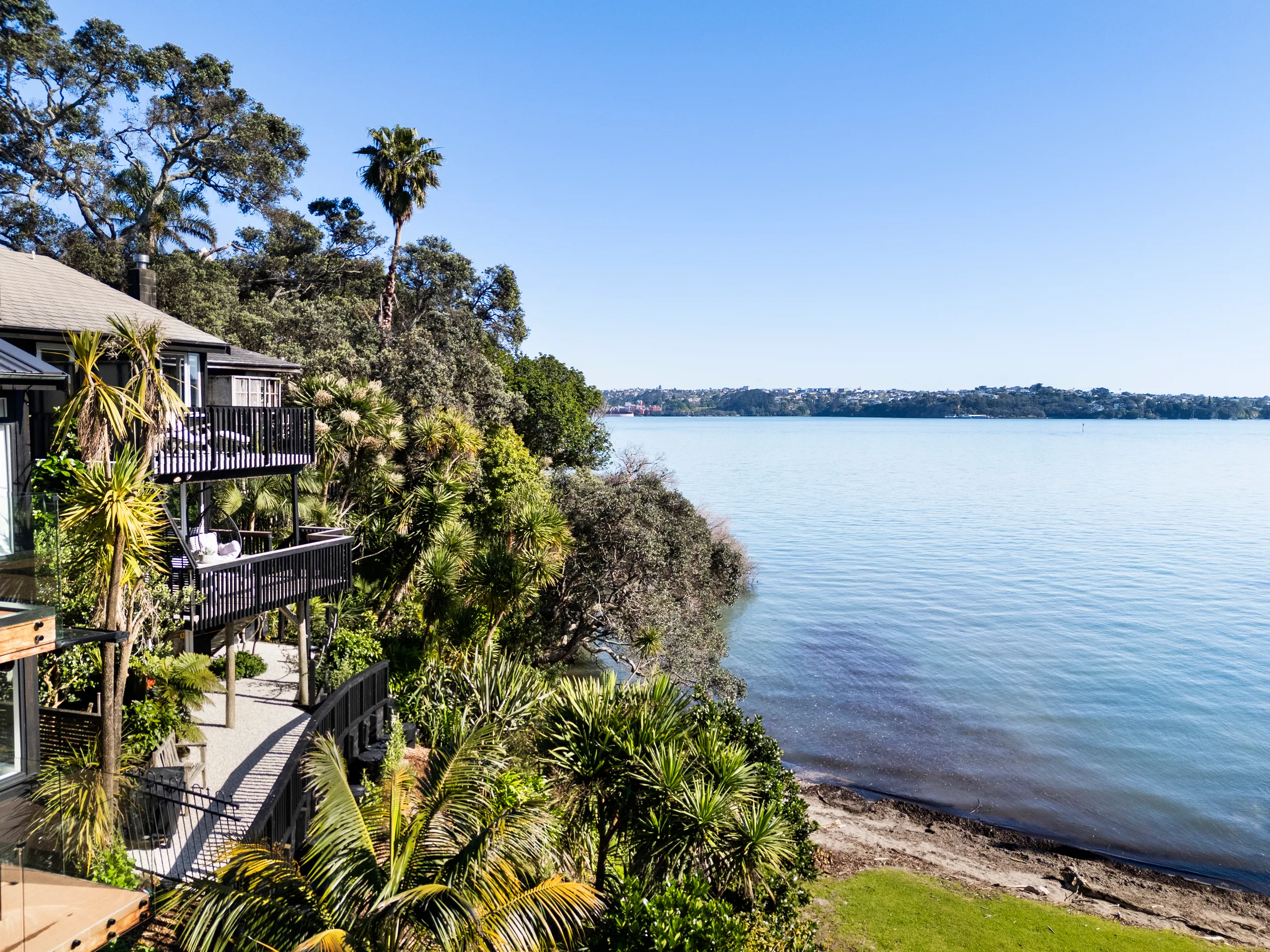 2/7 Masefield Avenue, Herne Bay, Auckland City