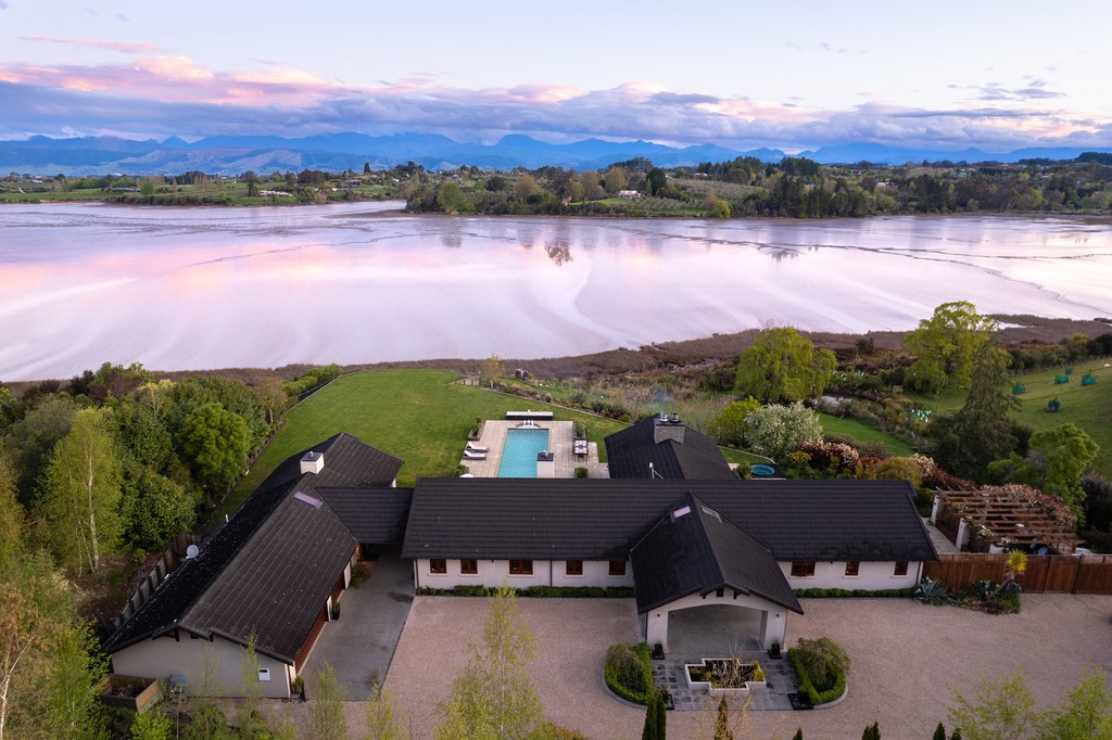 Premium Waterfront Estate 