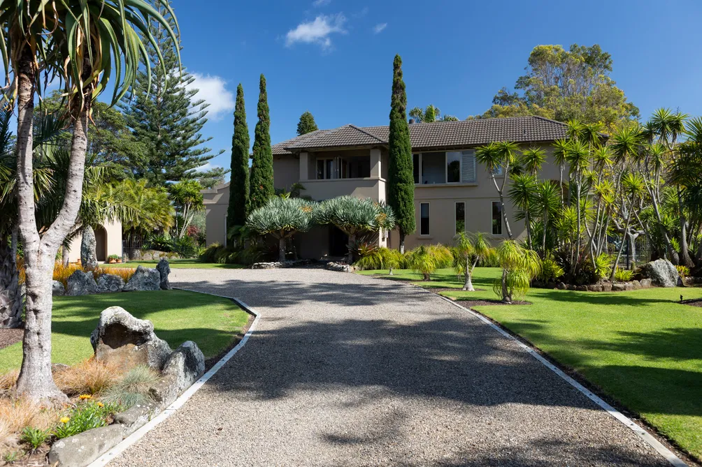 Tuscan Style Meets Whananaki Waterfront