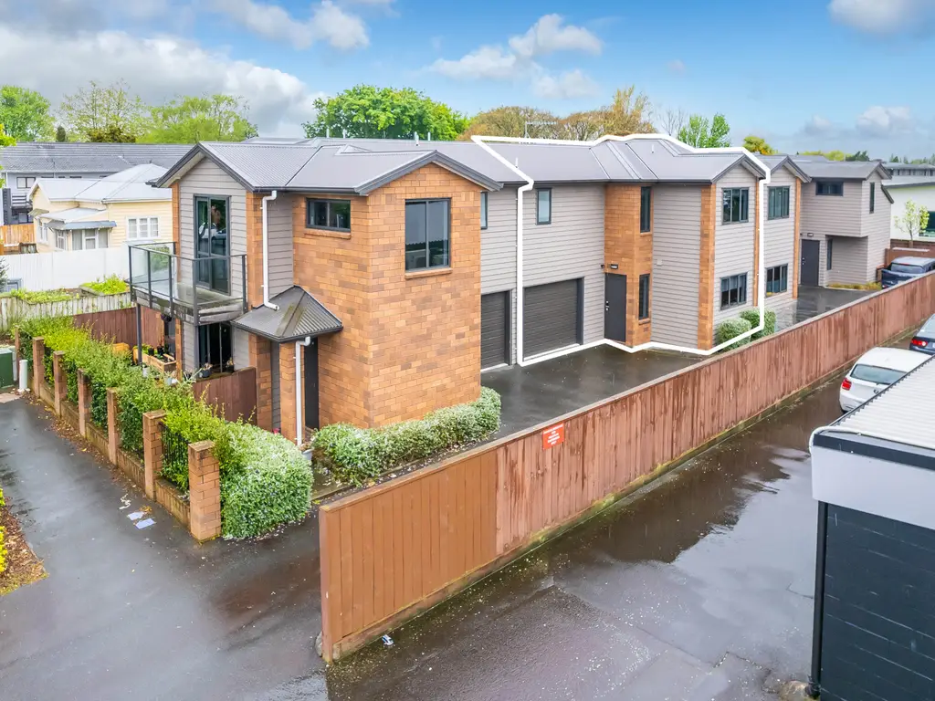 2-30-Willoughby-St-036B