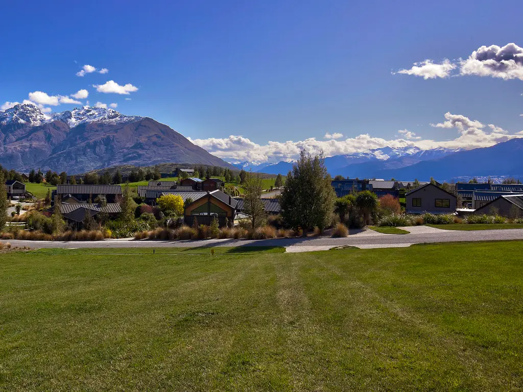 3 - SV 11 Pendeen Cres - 3 of 13