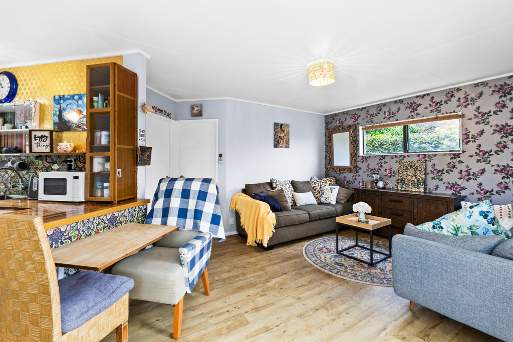 Stand Alone Home at an Amazing Price!