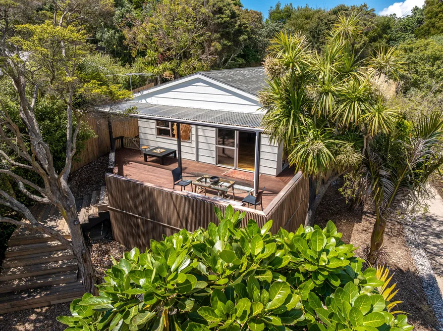 A Thoughtful Island Retreat, Reimagined for Modern Living