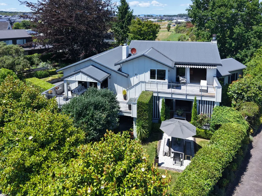 Largest Landholding in Rainbow Point