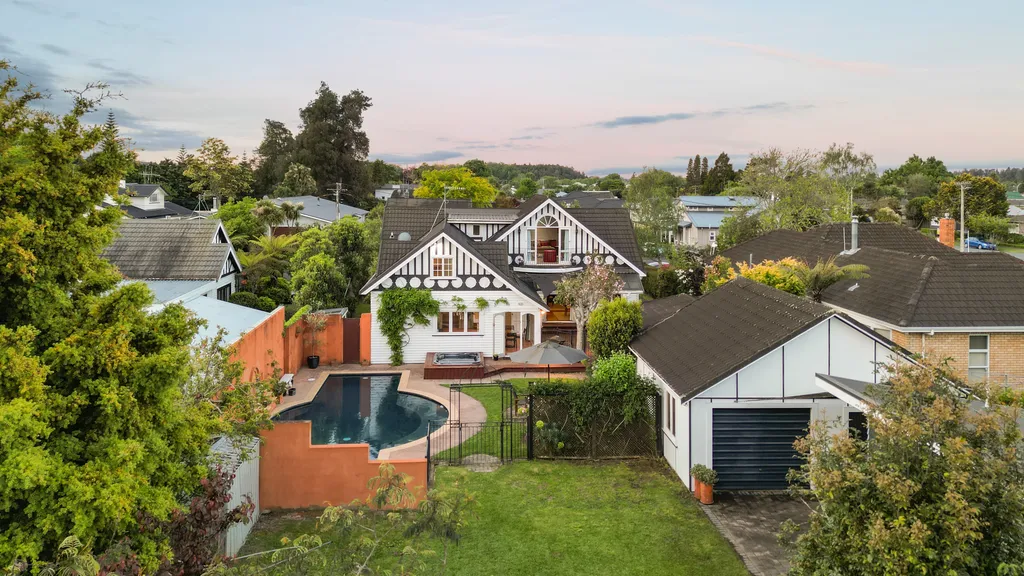 PRICE DROPPED FOR A QUICK SALE