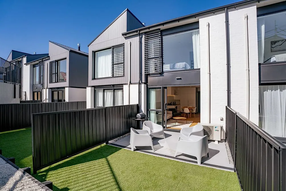 Turnkey Townhouse: Low Maintenance, High Reward