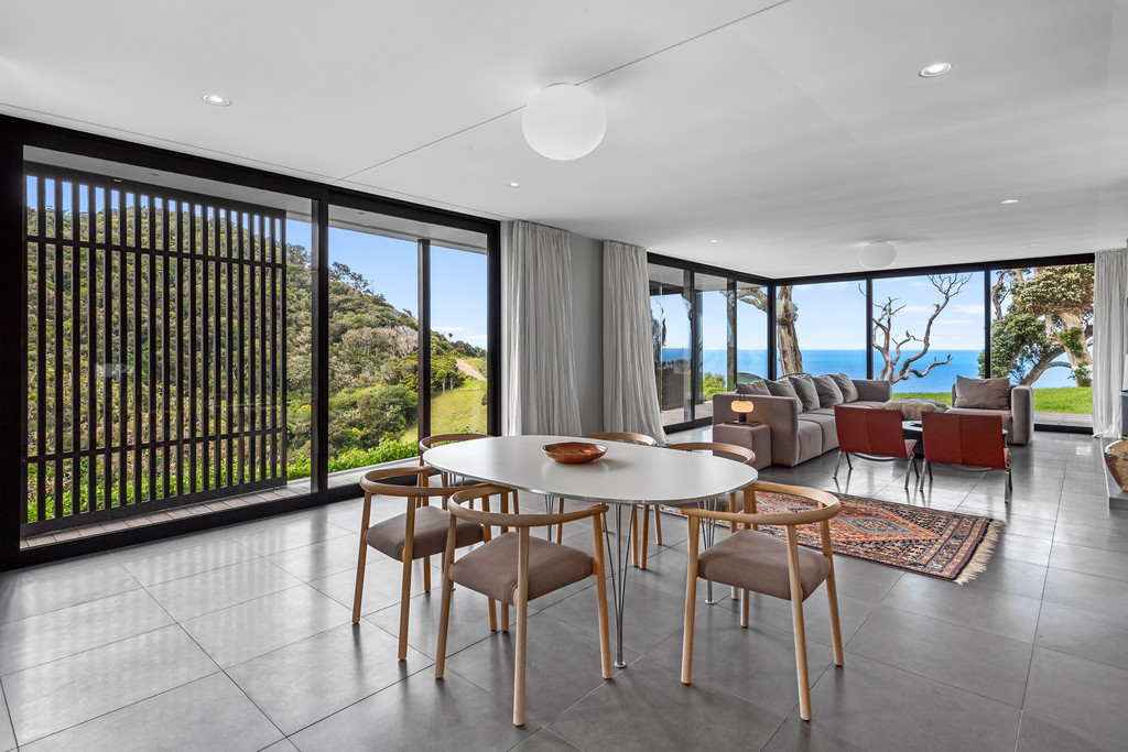 Coastal Serenity in Bream Tail Farm