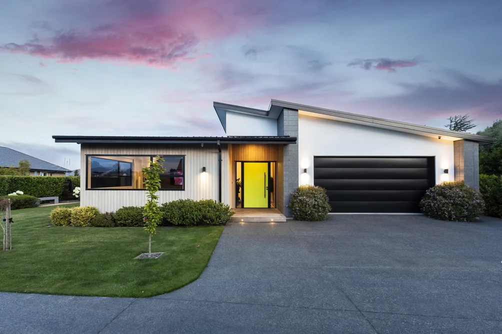Refined Living, Fairway Views