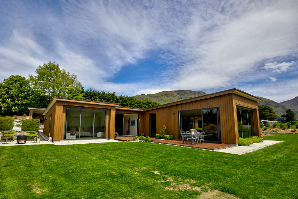 Elevated Rural Retreat