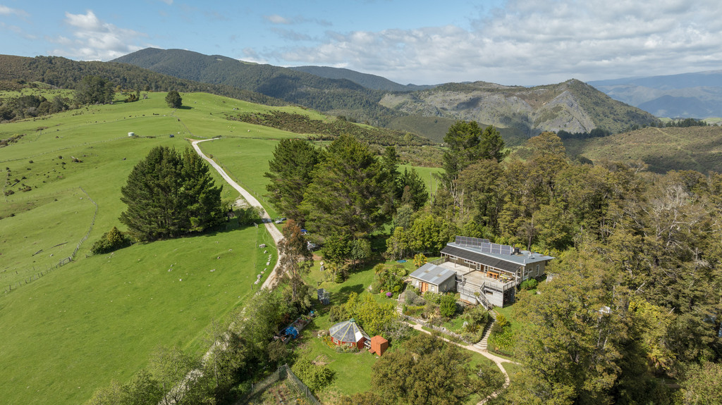 Unique Lifestyle Retreat 