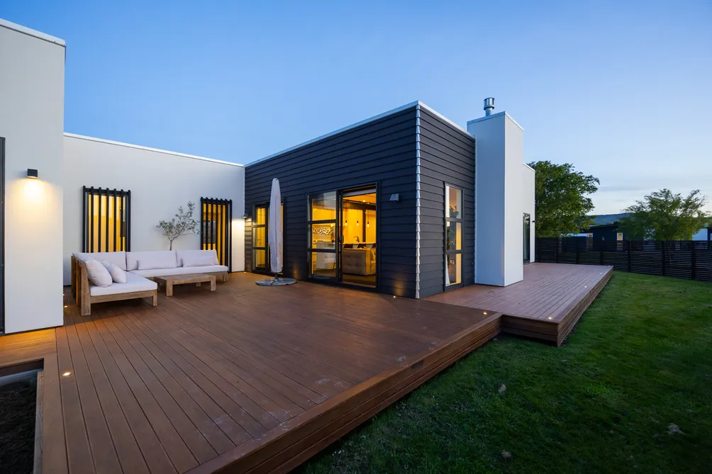 Designer Four Bedroom in a Neighbourly Cul-de-Sac
