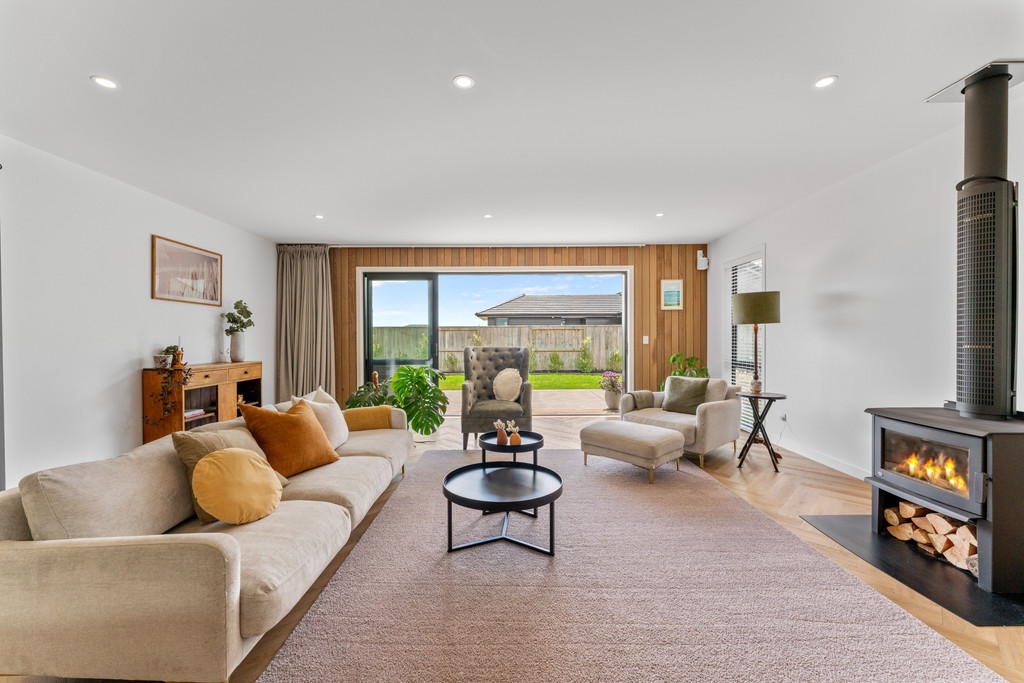 Strikingly Sleek and Savvy