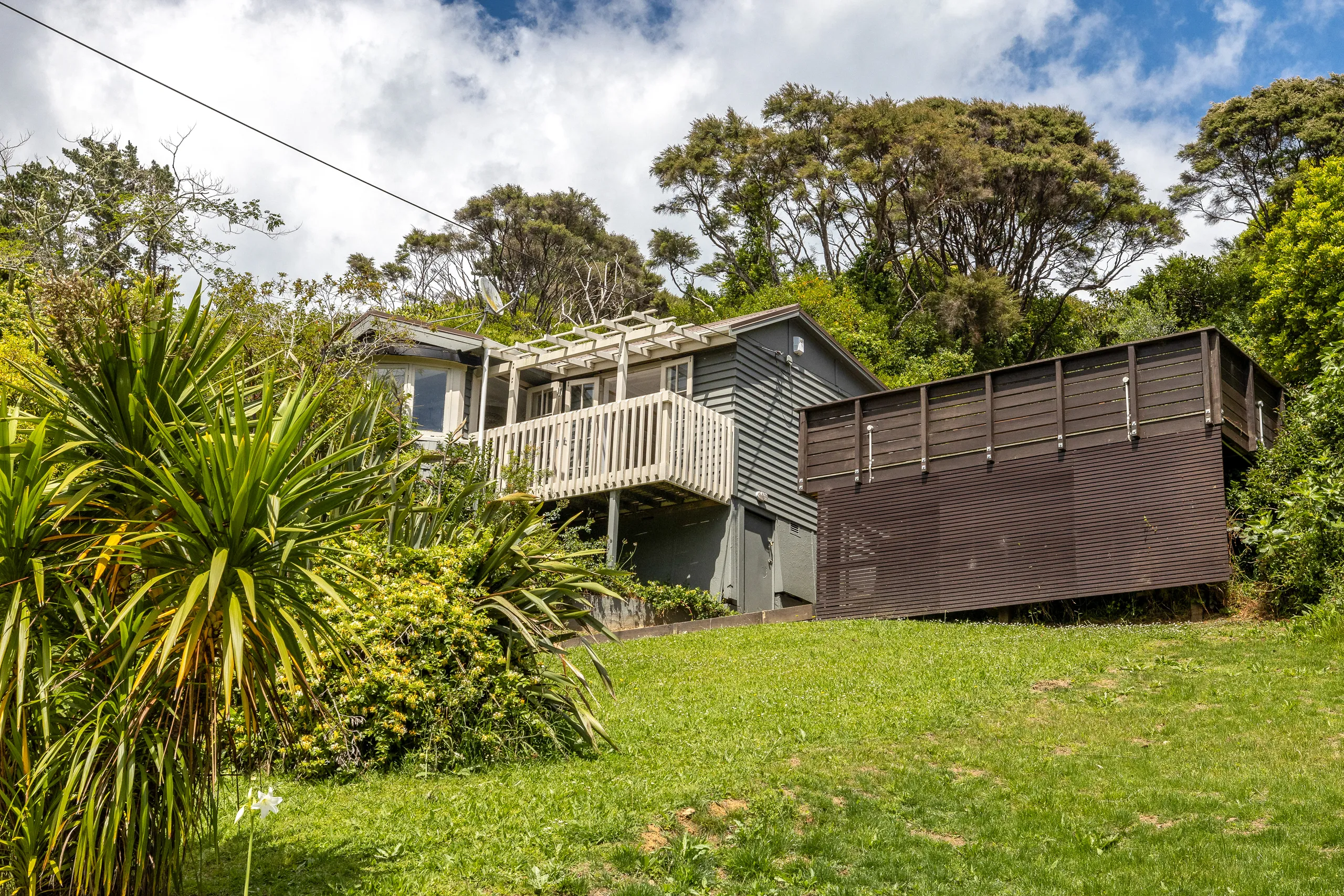 1 Wilma Road, Ostend, Waiheke Island