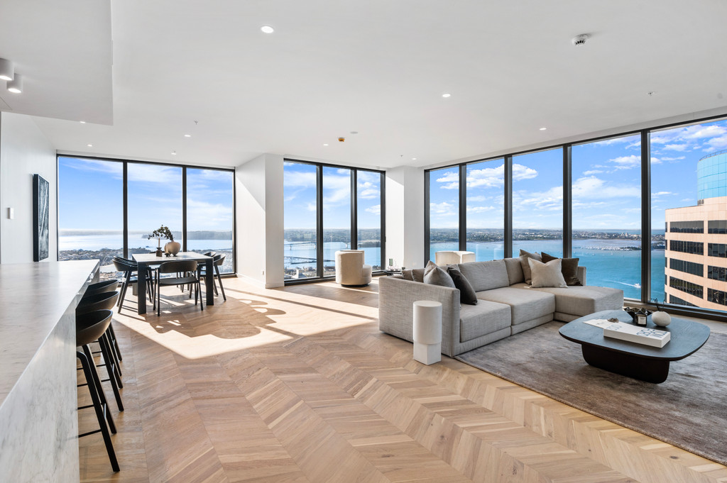 Luxury Living with Views Far and Beyond