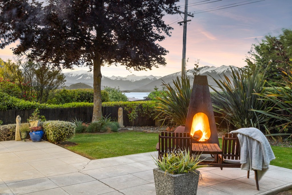 Ultimate Location? Bremner Bay!