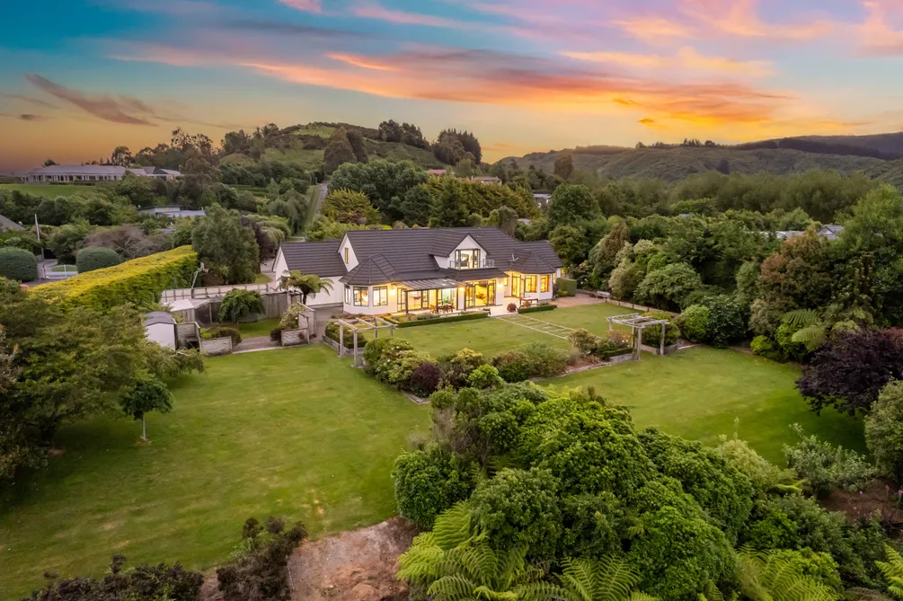Ultimate Family Lifestyle, Exceptional Garaging