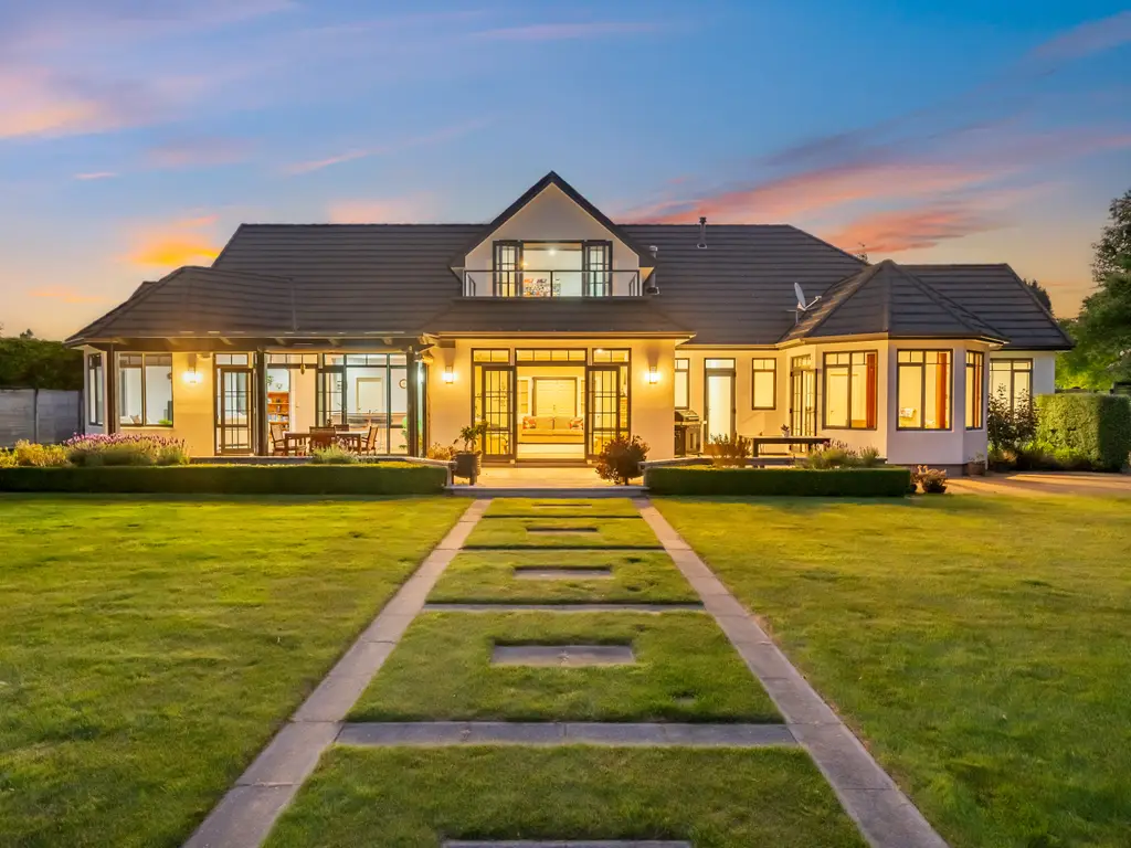 04 - Emerald Hill Drive (30) - Twilight