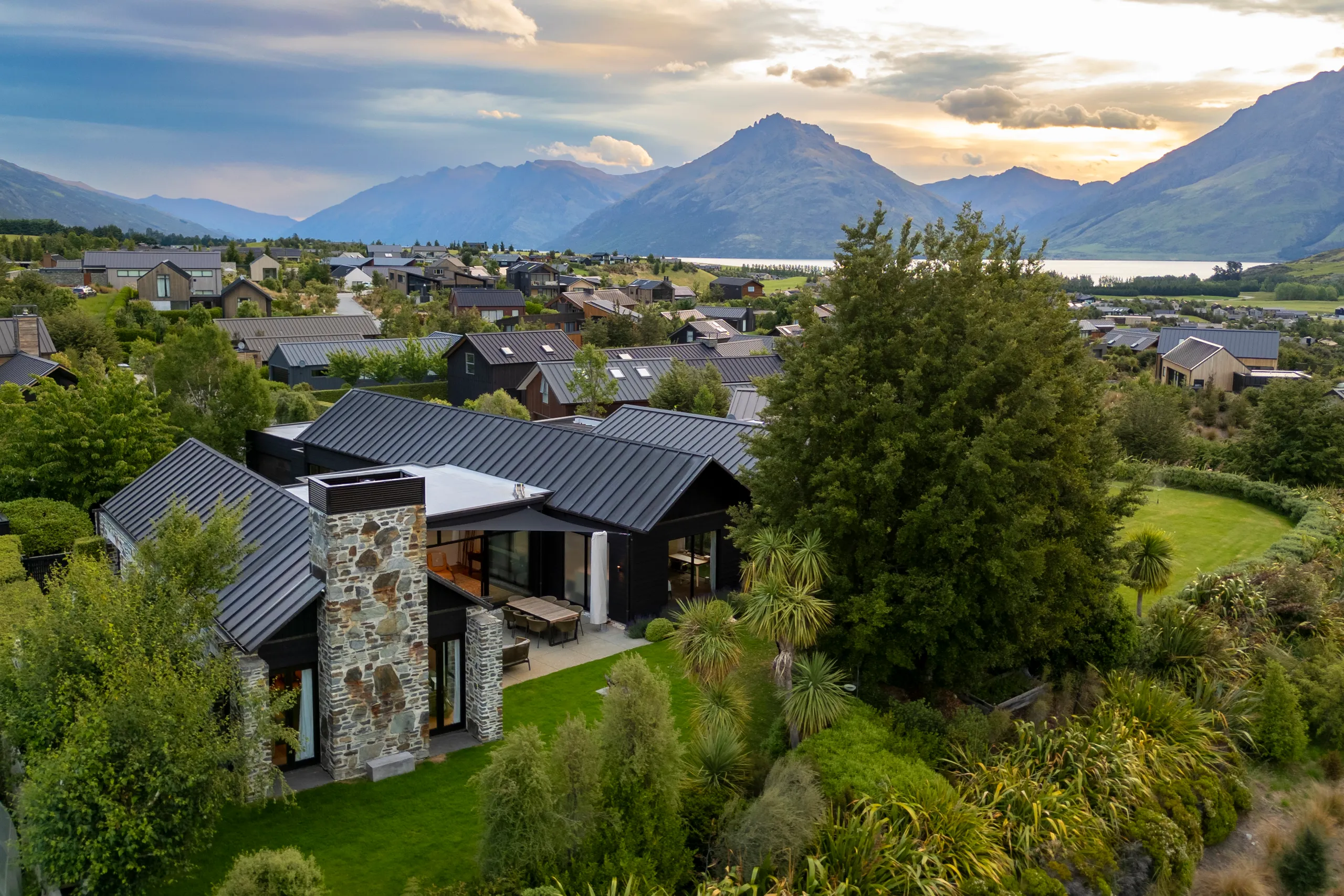 8 Bretby Court, Jacks Point, Queenstown