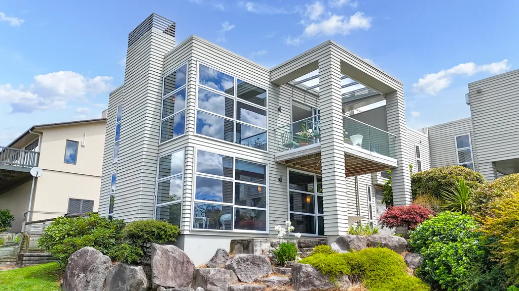Elevated Elegance in Matipo Heights