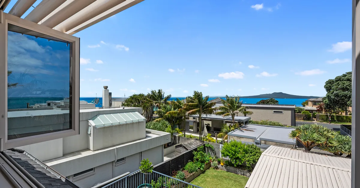 31 Ocean View Road, Milford, North Shore City | NZ Sotheby’s Realty ...
