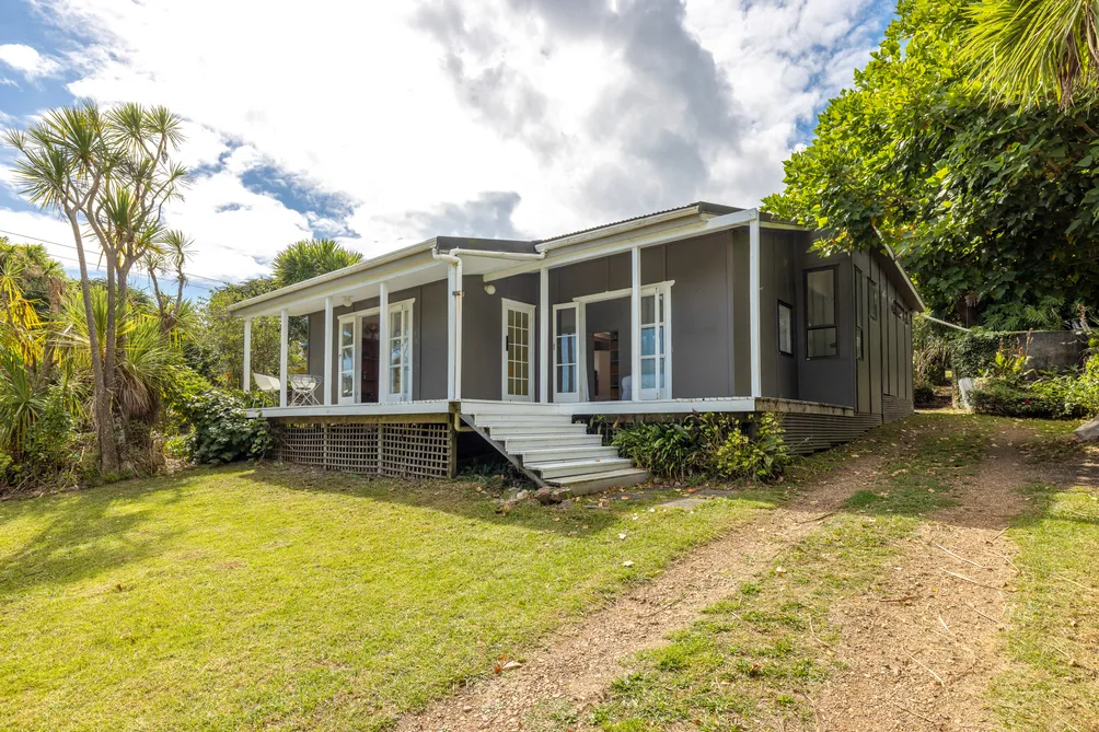 “Garden Sanctuary Meets Central Convenience”
