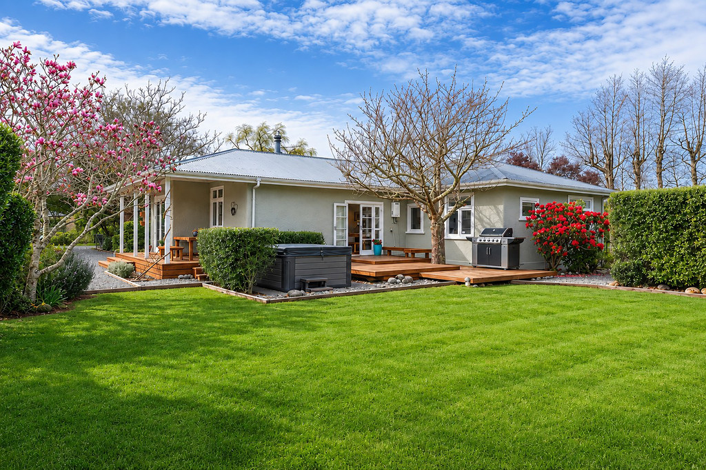 Private Sanctuary on Towns Edge