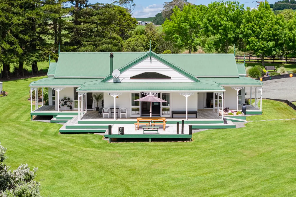 A Countryside Retreat with Timeless Appeal