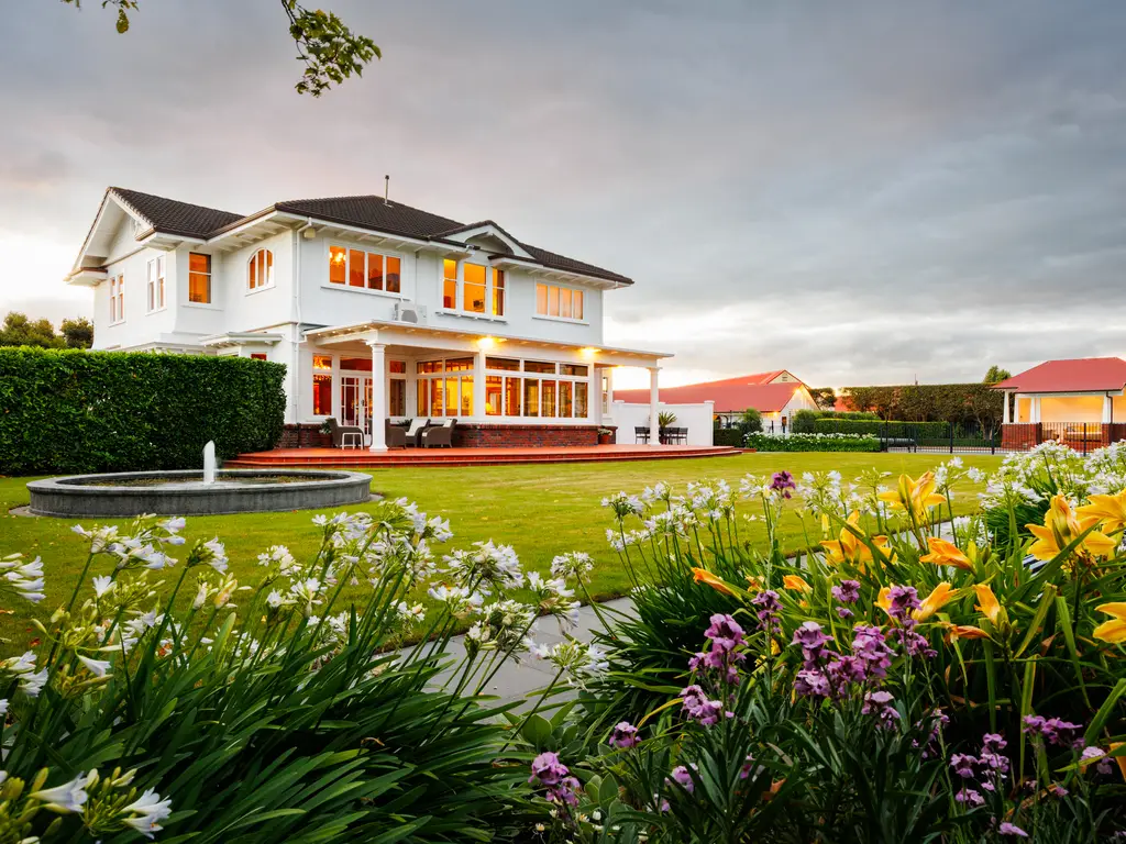 4 Sierra Court (Night)-2