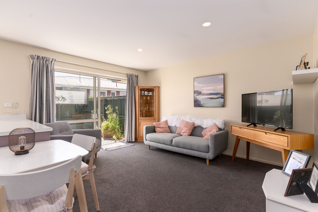 Retirement Living at Its Best - Move-In Ready!