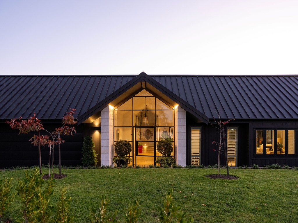 Near-New, Impeccable and Sophisticated