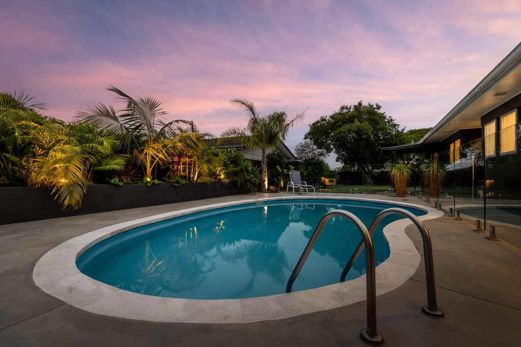 Buy Smart in a Blue-Chip Neighbourhood