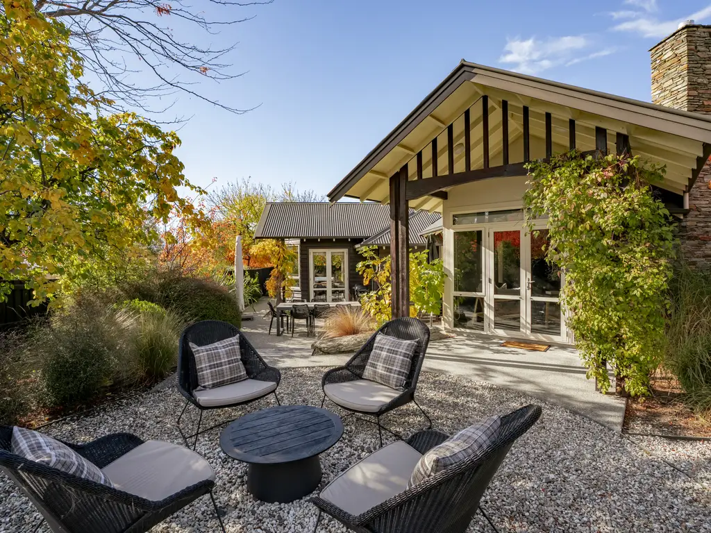062_Open2view_ID607677-92_Meadowstone_Drive