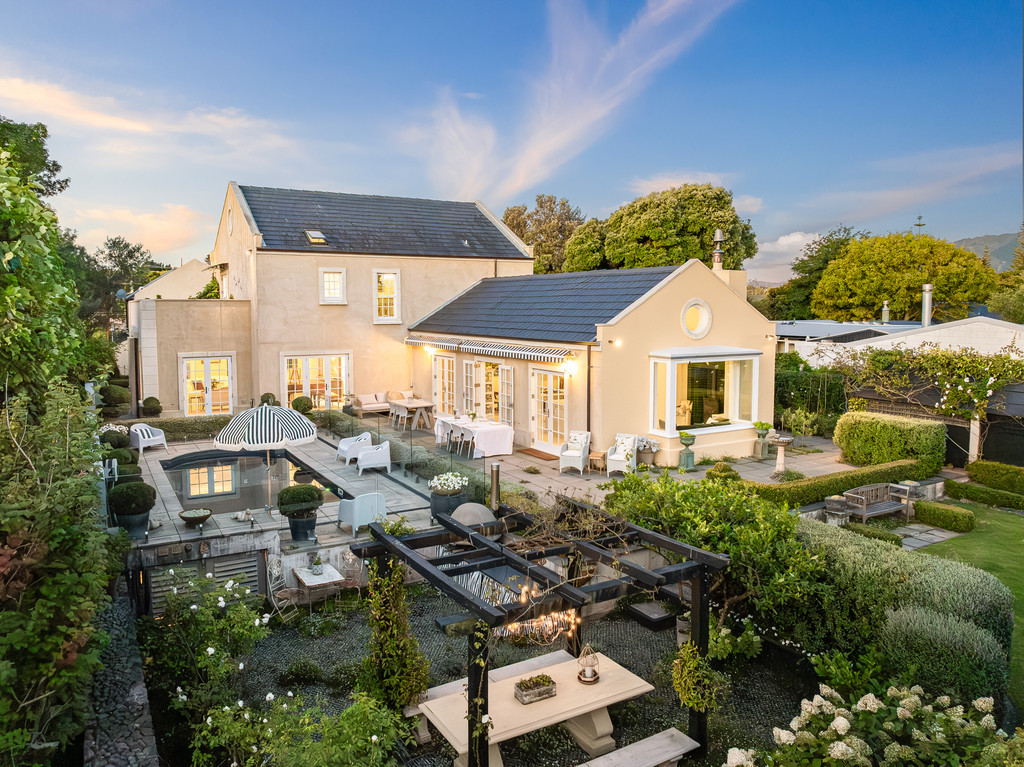 A Landmark Home & Genuine Opportunity
