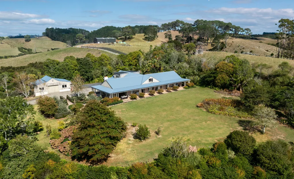 Exquisite Equestrian Estate